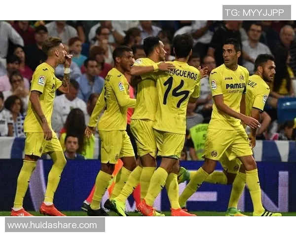 西甲焦点战那不勒斯与尤文图斯1比1平局战术分析与绝杀瞬间回顾 西甲焦点战那不勒斯与尤文图斯1比1平局战术分析与绝杀瞬间回顾