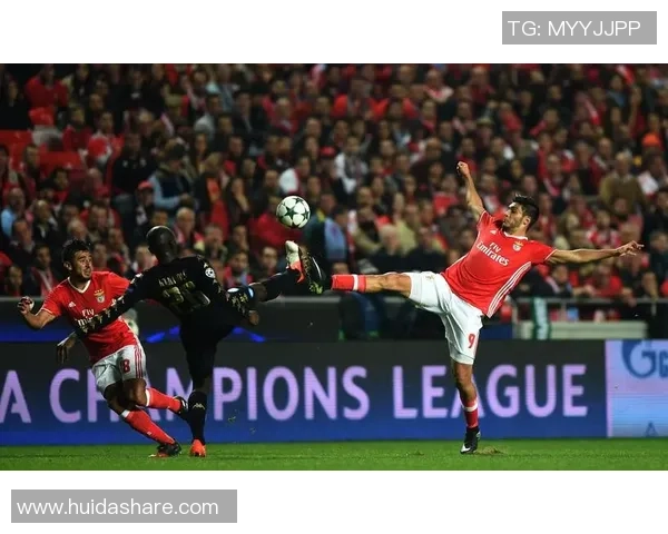 中超精彩对决本菲卡狂胜里昂神扑与十大进球引爆全场热情