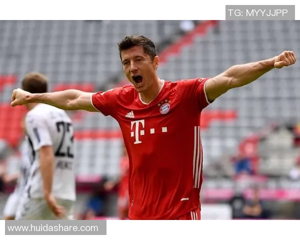 国王杯激战：拜仁狂胜阿森纳6-2全场沸腾瞬间回顾